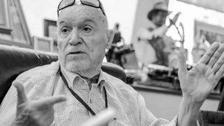 Son dakika: Türk basınının usta isimlerinden Hıncal Uluç hayatını kaybetti! Acı haberi sosyal medyadan duyurdular...