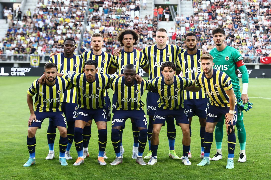 'Takımdan ayrılmak istiyorum!' Şoke eden iddia! Fenerbah&ccedil;eli Osayi-Samuel'den şaşırtan talep...