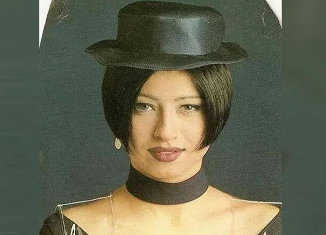 90'lı yılların yıldızı Bendeniz yıllara meydan okuyor! '&Ouml;l&uuml;ms&uuml;zl&uuml;k iksiri mi i&ccedil;tin?' 