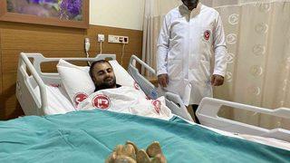 Karın ağrısı şikayetiyle hastaneye gitti, mesanesinden çıkanlar şaşkına çevirdi! 'Dünya literatüründe pek rastlanmıyor'