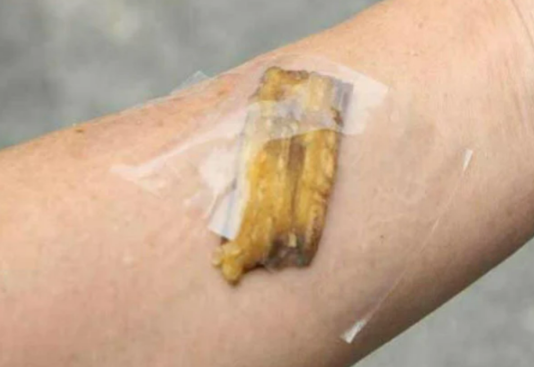 Bug&uuml;ne kadar &ccedil;&ouml;pe attığınız i&ccedil;in pişman olacaksınız: Resmen hazine! Muz kabuklarının farklı kullanım alanları