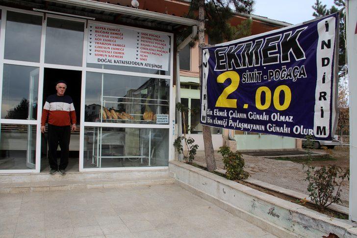 'Benim günahım çok, bana dua lazım' diyerek Türkiye'nin en ucuz ekmeğini satmaya başladı! Fiyatı duyanlar kuyruk oluşturdu: Tehdit ediliyorum G1