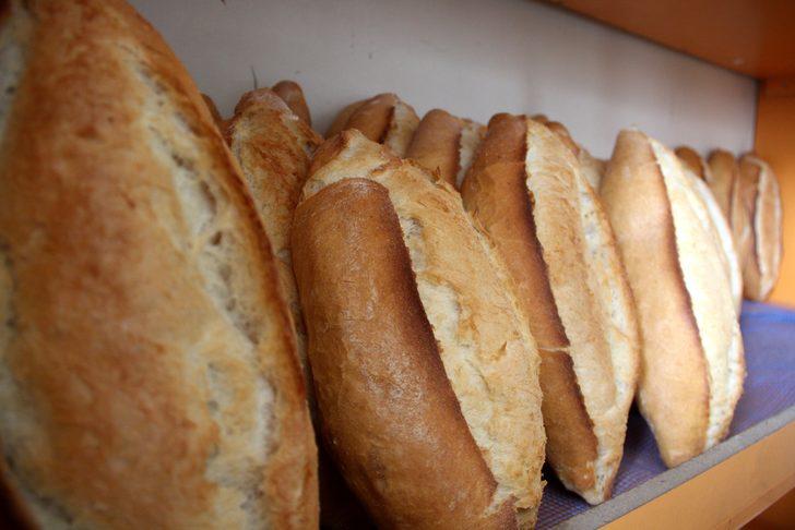 'Benim günahım çok, bana dua lazım' diyerek Türkiye'nin en ucuz ekmeğini satmaya başladı! Fiyatı duyanlar kuyruk oluşturdu: Tehdit ediliyorum G3