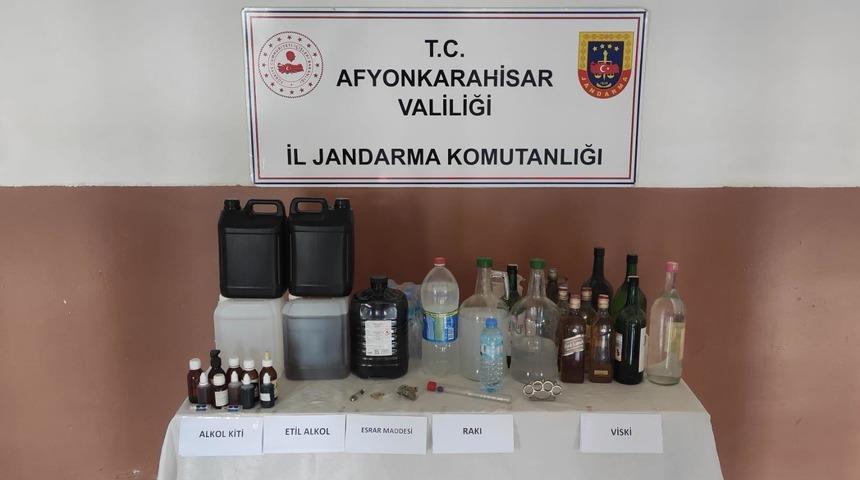 Afyonkarahisar'da sahte içki üreten 2 kişi gözaltına alındı
