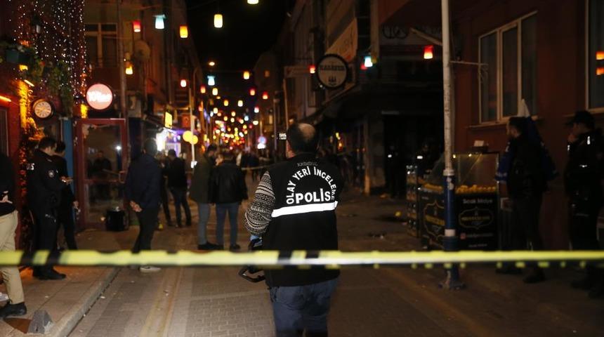 Eskişehir'de barlar sokağında silahlı kavga: 2 yaralı