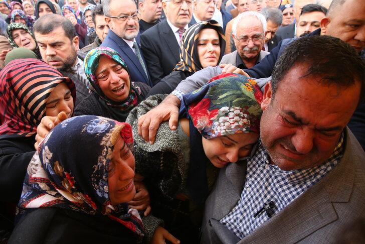 5 yaşındaki şehit Karataş'ın hayali yürekleri yaktı! Cenazede gözyaşları sel oldu... Hain saldırının hayattan kopardığı Hasan'ın o sabah istediklerini annesi anlattı G5