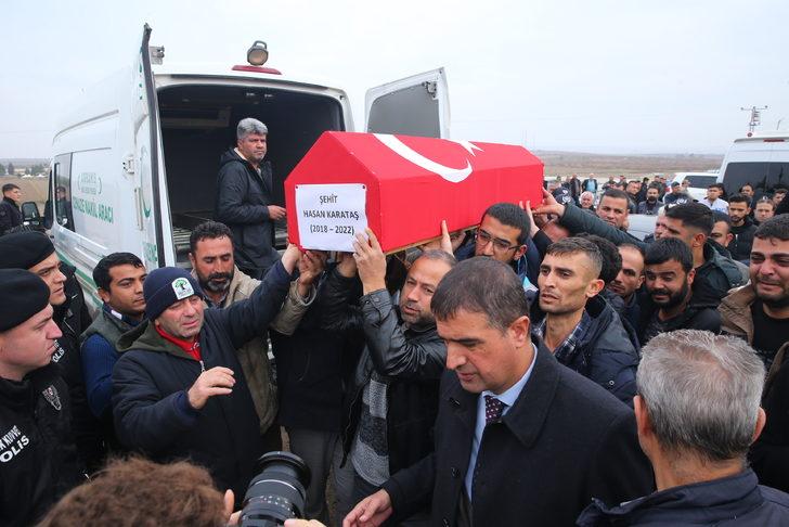 5 yaşındaki şehit Karataş'ın hayali yürekleri yaktı! Cenazede gözyaşları sel oldu... Hain saldırının hayattan kopardığı Hasan'ın o sabah istediklerini annesi anlattı G3