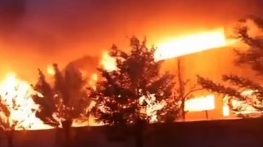 3 yıl sonra aynı k&acirc;bus! 36 kişi yaşamını yitirdi: &Ccedil;in korkun&ccedil; fabrika yangınıyla sarsıldı