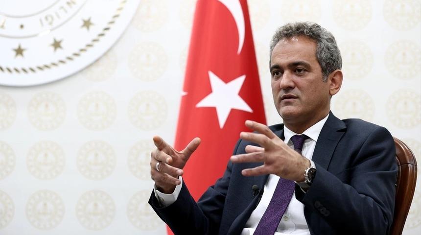 MEB'den öğretmen çocukları için yeni düzenleme! Bakan Özer duyurdu: 'Kontenjan şartını kaldırdık'