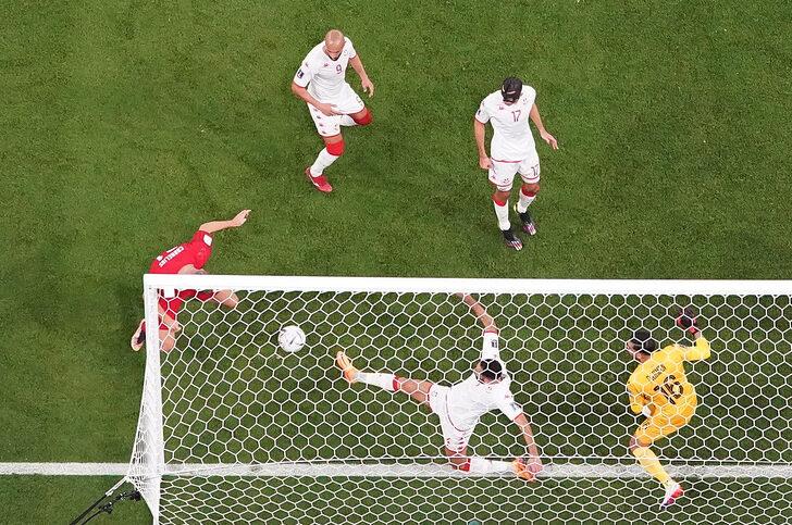 Dünya Kupası'nda akıllara durgunluk veren pozisyon! Trabzonspor'un eski golcüsü öyle bir golü harcadı ki... G3