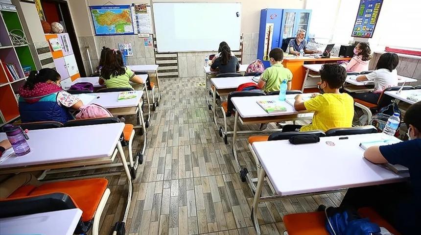 Düzce depremi sonrası Kocaeli'de okullar tatil edildi mi? Kocaeli'de okullar tatil mi?   İşte son durum!