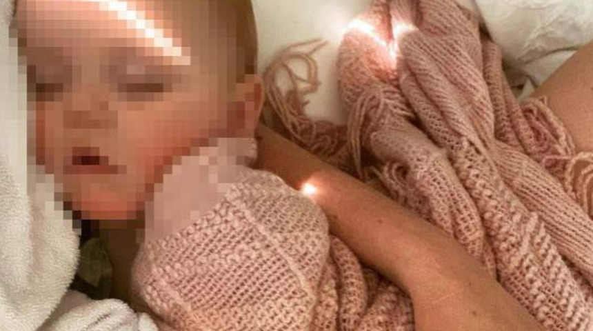 Bebeğinin bezi bir anda kanlar içinde kaldı! Hastanedeki teşhis karşısında şok yaşadı