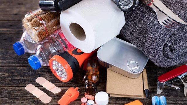 Deprem çantasında olması gerekenler neler? Deprem acil durum çantası nasıl hazırlanır?