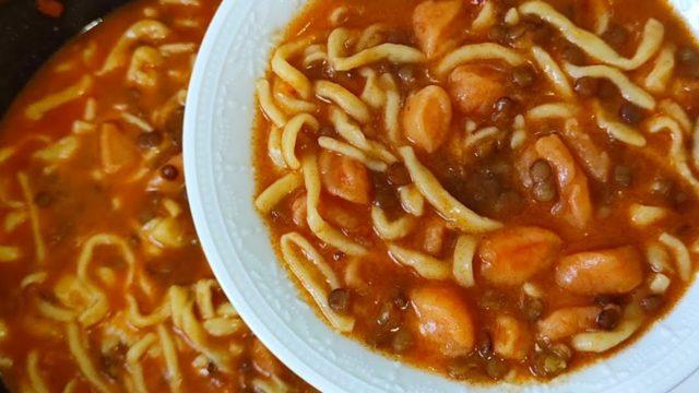 Gelinim Mutfakta haftanın finali Sivas usulü kesme aşı çorbası! En doyurucu kesme aşı çorbası nasıl yapılır?