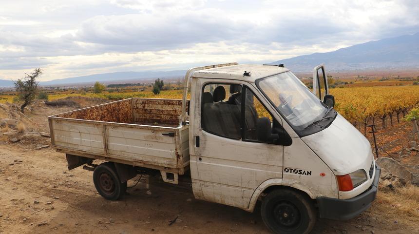 Manisa'da kamyonette cesedi bulunan kişinin kuzeni tarafından öldürüldüğü ortaya çıktı