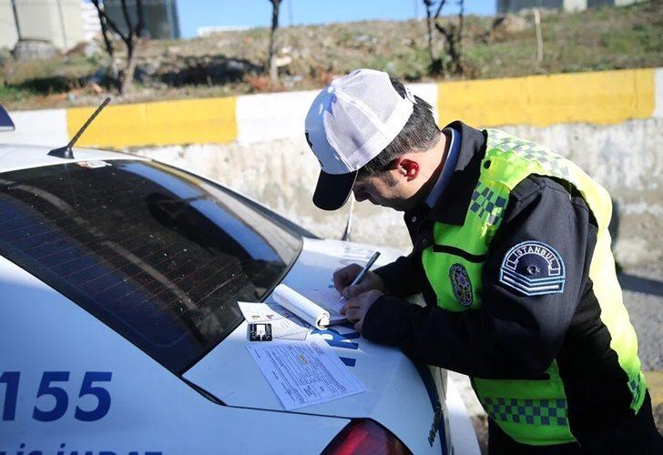 Trafik cezası tarifeleri tek tek açıklandı: Hatalı sürücüleri bekleyen büyük ceza! Yeni yılda 4.250 TL olacak… - Finans haberlerinin doğru adresi - Mynet Finans Haber