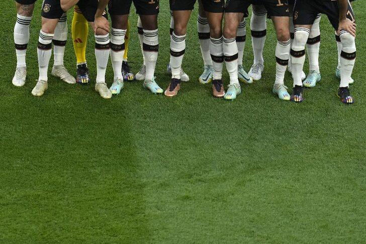 Almanya Japonya maçı öncesi çok konuşulacak protesto! G4