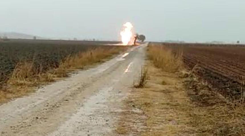 Doğal gaz boru hattına yıldırım düştü! Ekipler teyakkuza geçti