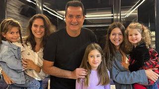 Acun Ilıcalı kızlarıyla keyif yaptı! Bu sefer Melisa Ilıcalı'nın üstündekilerinin fiyatı olay oldu