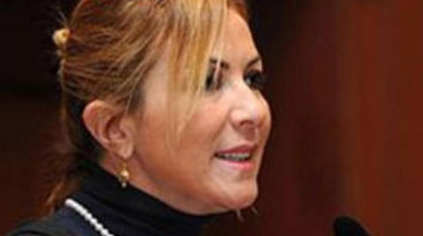 "Annelerin hislerine terc&uuml;man oldum"