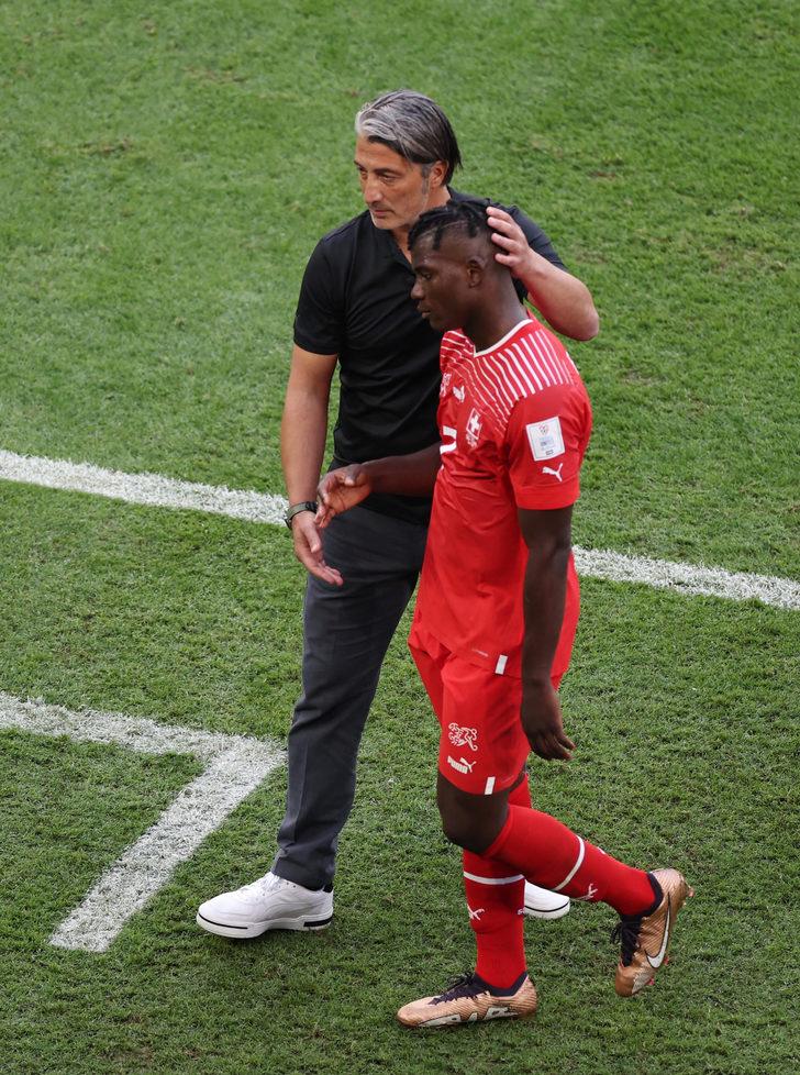 İsviçre Kamerun'u 1-0 mağlup etti! Kendi ülkesine gol attı, sevinmedi... G4