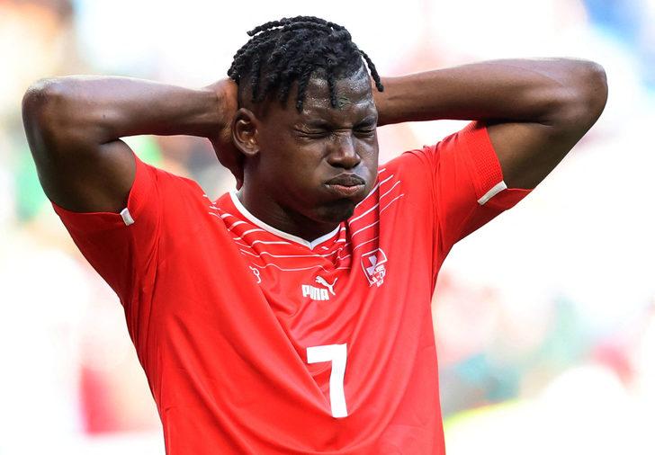 İsviçre Kamerun'u 1-0 mağlup etti! Kendi ülkesine gol attı, sevinmedi... G5