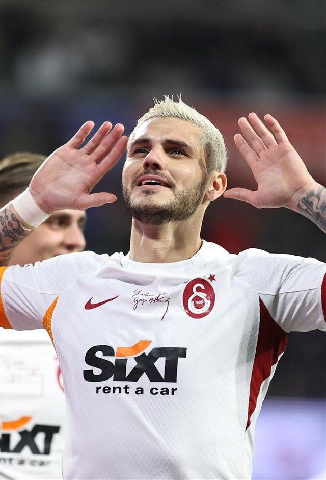 AA-20221112-29424834-29424828-MEDIPOL_BASAKSEHIR_GALATASARAY (Large)