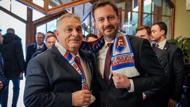 Macar Başbakan'ın atkısı olay olmuştu! Slovakya Başbakanı'ndan esprili gönderme