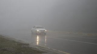Bolu Dağı'nda sis ve sağanak etkili oluyor