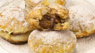 Gelinim Mutfakta karamelli elmalı milföy tarifi! Haftanın finalinde karamelli elmalı milföy nasıl yapılır?