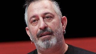 Cem Yılmaz'dan Fenerbahçe eski Başkanı Aziz Yıldırım anısı! Yerim yoktu...