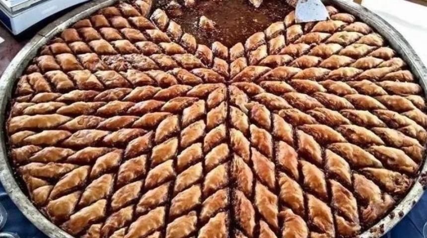 MasterChef Kale Davaz baklavası tarifi: Kale Davaz baklavası nasıl yapılır? İşte Tavas baklası püf noktası