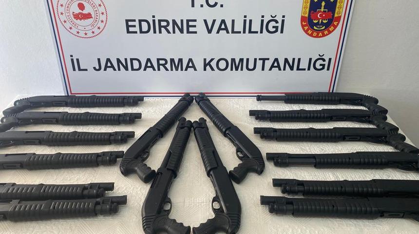 Suikast silahı olarak biliniyor... Kargo şubesinde ele geçirildi!