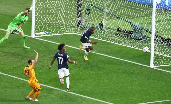 Fenerbahçe'nin yıldızı Enner Valencia, Dünya Kupası'na damga vurmaya devam ediyor! Bu kez de Hollanda'ya attı G5