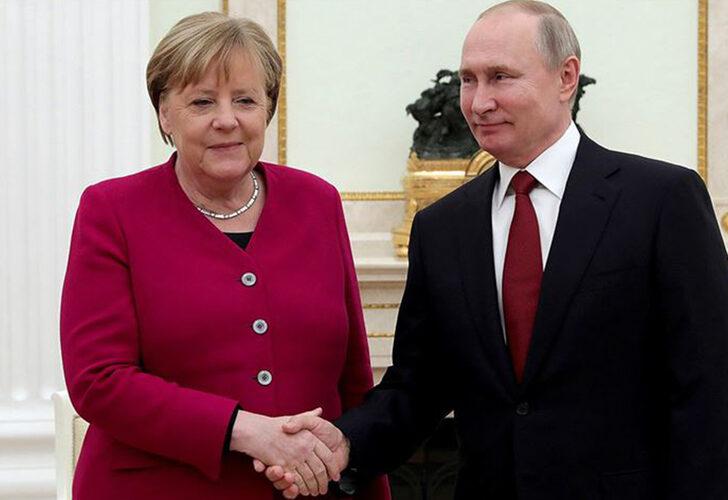 Merkel'den çok konuşulacak Putin itirafı! 'Politik açıdan işiniz bitti mesajı verdi'