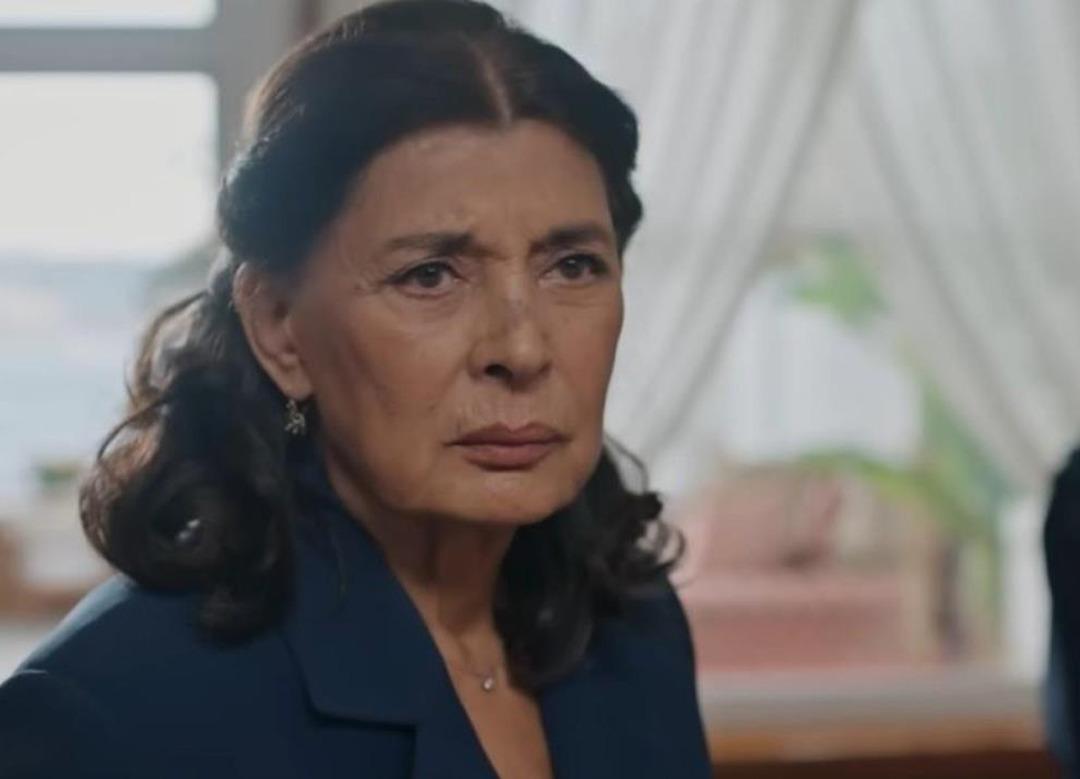 Yalı &Ccedil;apkını'nın Hattu&ccedil; Hala'sı Şerif Sezer'in kızı bakın kim &ccedil;ıktı! G&ouml;renler şaşkına d&ouml;nd&uuml;