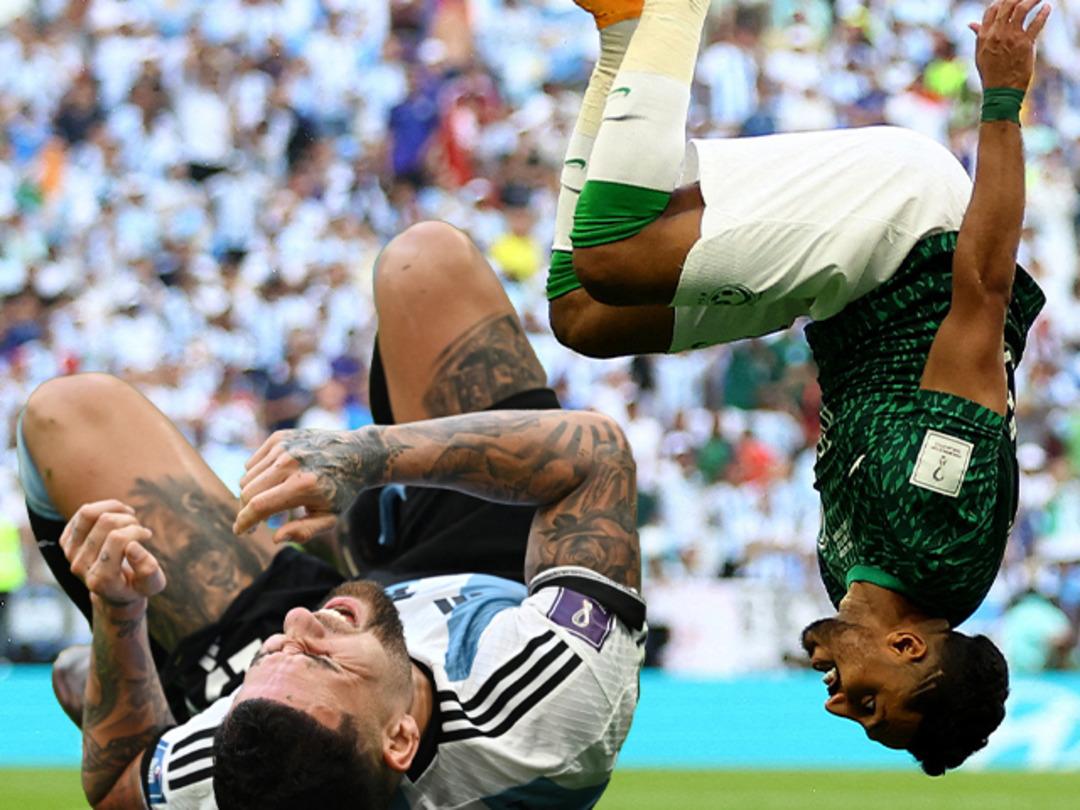 Son dakika: Duyanlar inanamadı! D&uuml;nya Kupası'nda Arjantin'i mağlup eden Suudi Arabistan Milli Takımı oyuncularına veliaht prens Muhammed bin Selman'dan Rolls-Royce marka araba hediyesi!