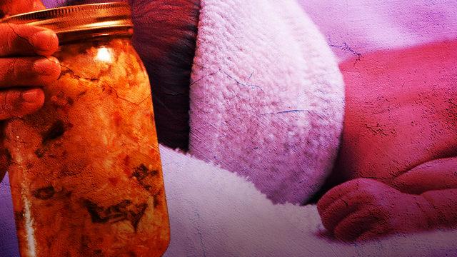 Böyle vicdansızlık görülmedi! Bebeklerini öldüren anne ve baba cesedi 3 yıl boyunca kavanozda sakladı