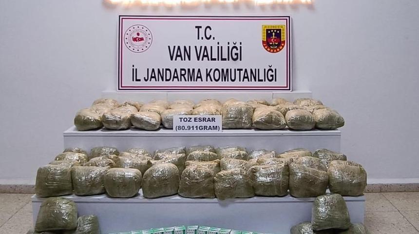 Van'da uyuşturucu operasyonu! Arazide ele geçirildi