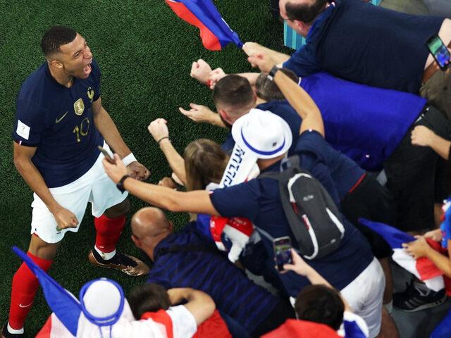 Fransa Danimarka'yı 2-1 mağlup etti ve turladı! Mbappe Galatasaray'ın yıldızını üzdü