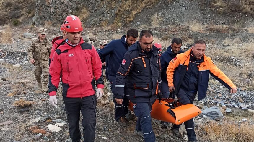 Avda kalp krizi geçirip hayatını kaybetti