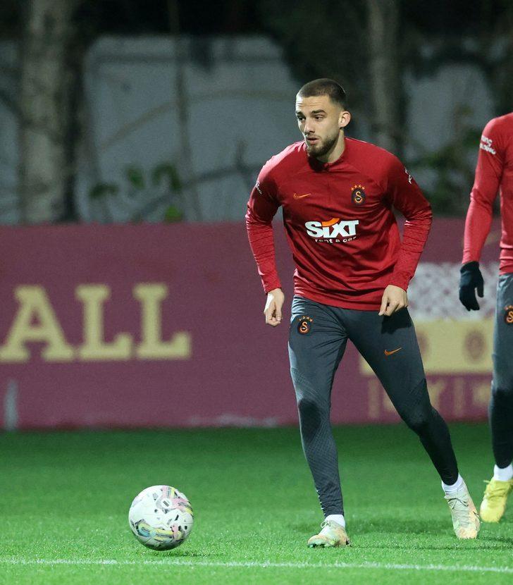 Galatasaray'dan sakatlık şoku! Yıldız isim idmanda sakatlandı, hastaneye götürüldü G4