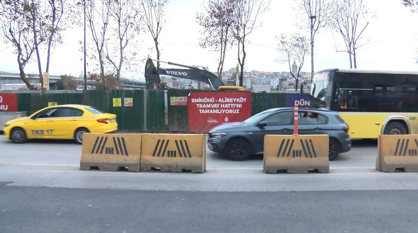 Çok konuşulacak 'taksi' çıkışı: "Yüzde 50 zam..." Şoförler de ikiye bölündü! "Türk yolcular binemiyor, yabancı yolcular binebiliyor"