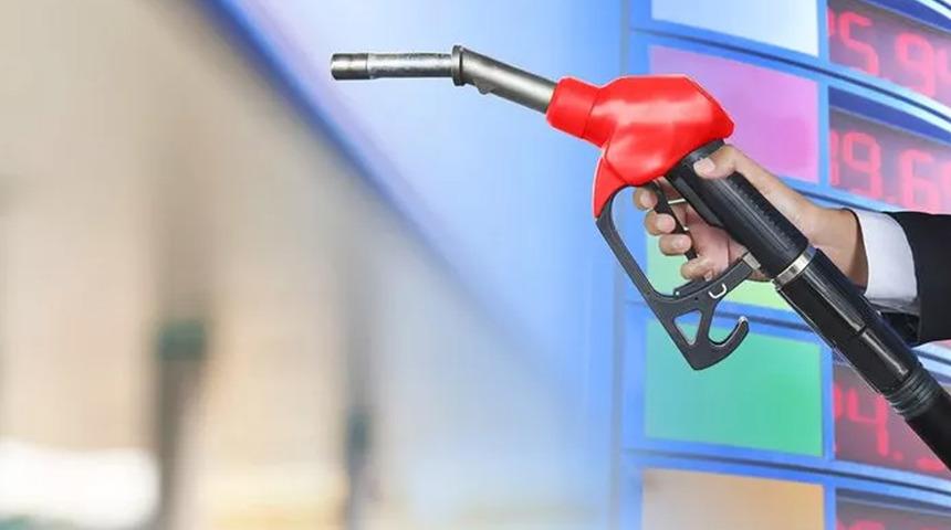SON DAKİKA | Benzine zam gelmişti, motorinde indirime tam gaz devam! Fiyatlar yine değişiyor: 82 kuruş...