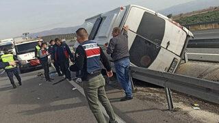Kurtulamadı! Taraftarları taşıyan minibüsün geçirdiği kazadan acı haber geldi... Çok sayıda da yaralı var