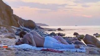 Kuş Uçuşu'ndaki öpüşme sahneleri çok konuşulmuştu! Birce Akalay ile İbrahim Çelikkol'dan yeni pozlar