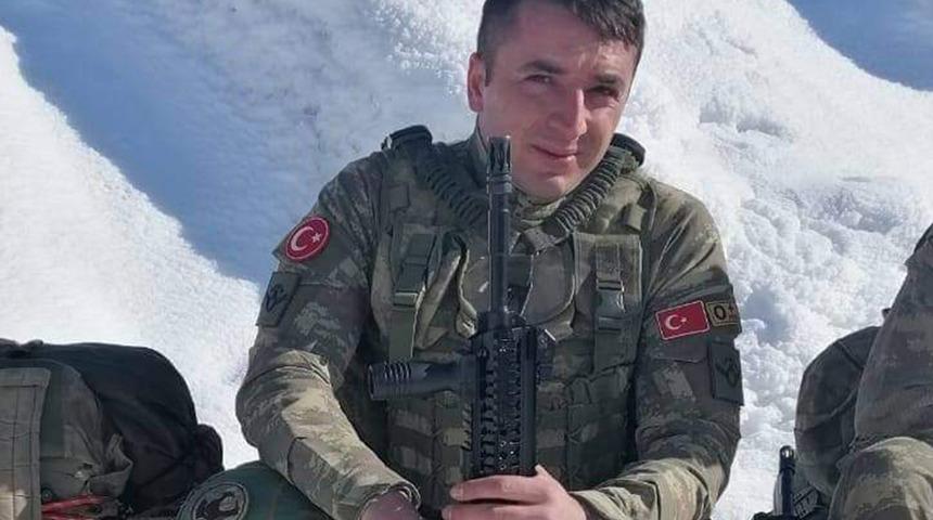 Şehit Uzman Çavuş Mustafa Işık'ın cenaze töreni olumsuz hava koşulu nedeniyle ertelendi