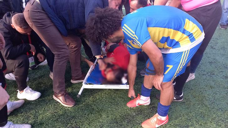 'Üç gün uyutulacak!' Ambulansın olmadığı stadyumda kaleciyle yaşadığı çarpışma sonrası kafa kemiklerinde kırık ve kanama oluştu! Hayati tehlikesi var... G3