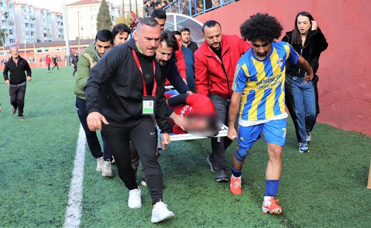 'Üç gün uyutulacak!' Ambulansın olmadığı stadyumda kaleciyle yaşadığı çarpışma sonrası kafa kemiklerinde kırık ve kanama oluştu! Hayati tehlikesi var... G5