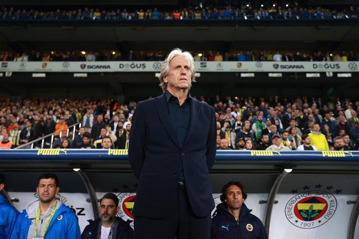 Son dakika: Vitor Pereira yüzünden Jorge Jesus'un yakasından düşmüyorlar! Fenerbahçe'nin hocasının Flamengo'ya cevabı, taraftarları mest etti... G2